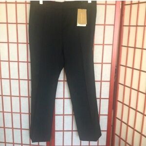 NWT Burberry straight leg cropped pants